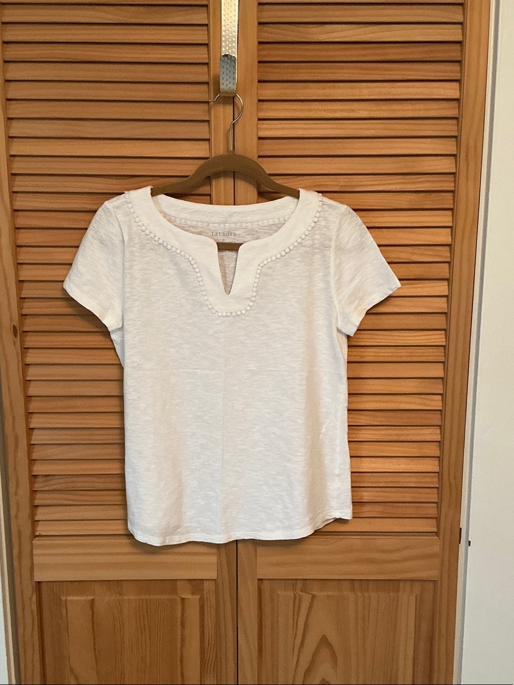 Talbots White Short-Sleeve Split-Notch Tee
